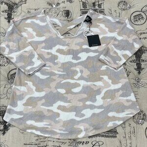 Bobeau Women's Camouflage Top